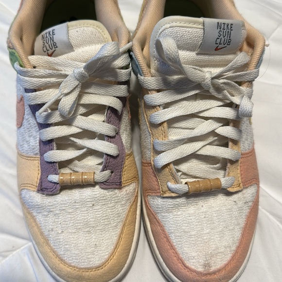 Dunks - Picture 5 of 5